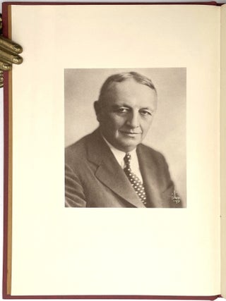Earl Vandale on the Trail of Texas Books